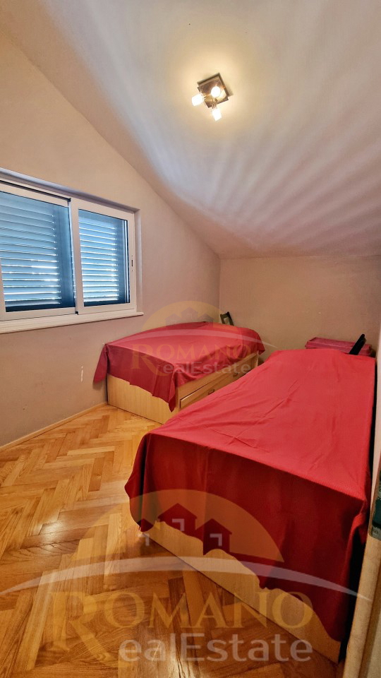 House For sale - SPLITSKO-DALMATINSKA SEGET