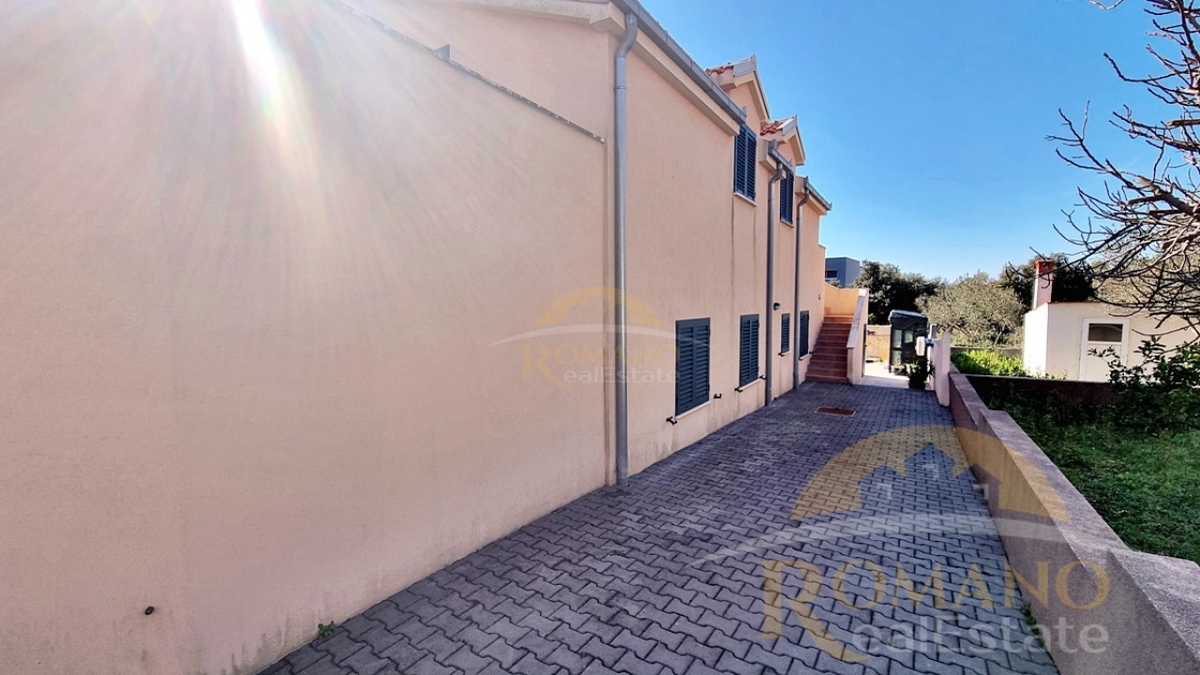 House For sale - SPLITSKO-DALMATINSKA SEGET
