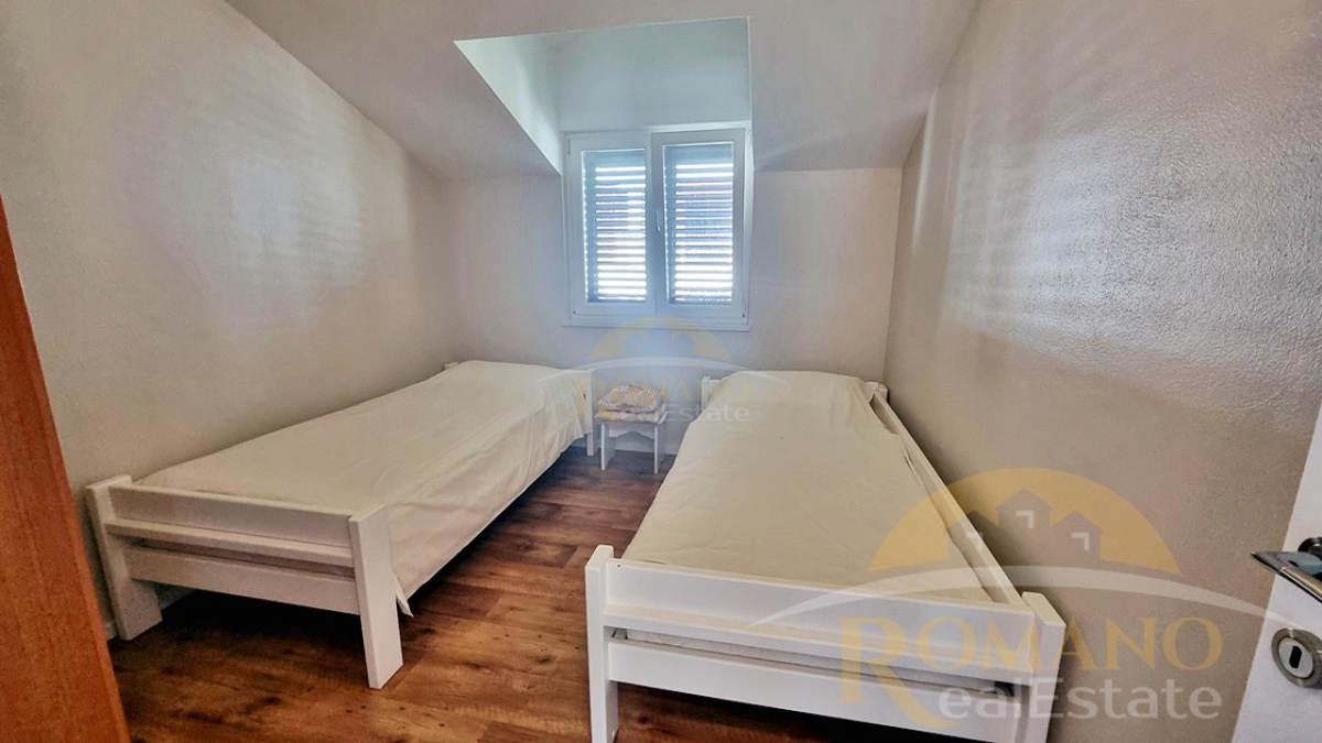 House For sale - SPLITSKO-DALMATINSKA SEGET