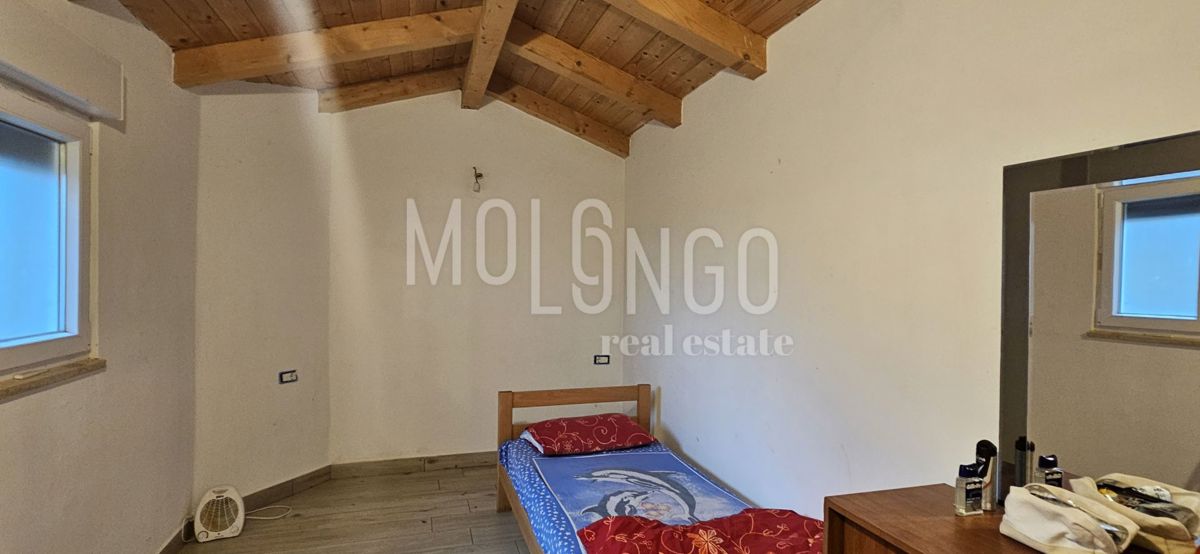 Kuća Na prodaju - ISTARSKA LUPOGLAV