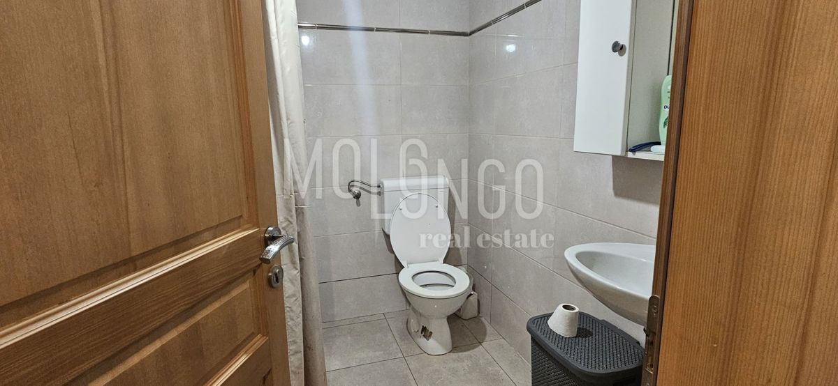 Kuća Na prodaju - ISTARSKA LUPOGLAV