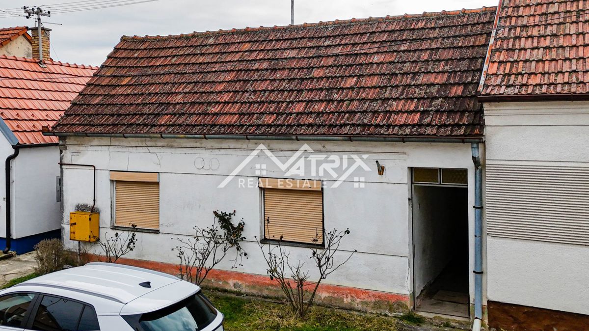 Casa In vendita - OSJEČKO-BARANJSKA OSIJEK