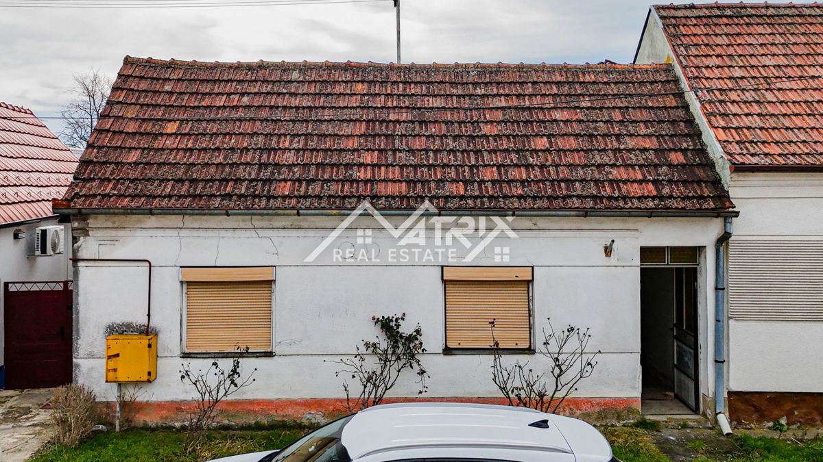 Casa In vendita - OSJEČKO-BARANJSKA OSIJEK