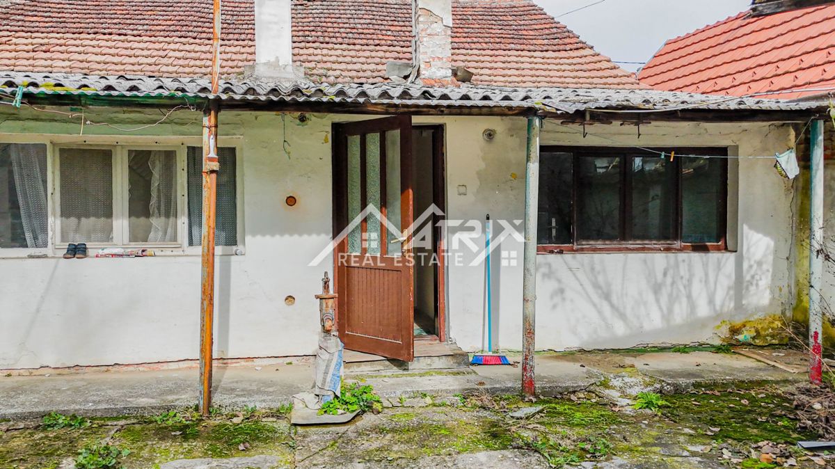 Casa In vendita - OSJEČKO-BARANJSKA OSIJEK