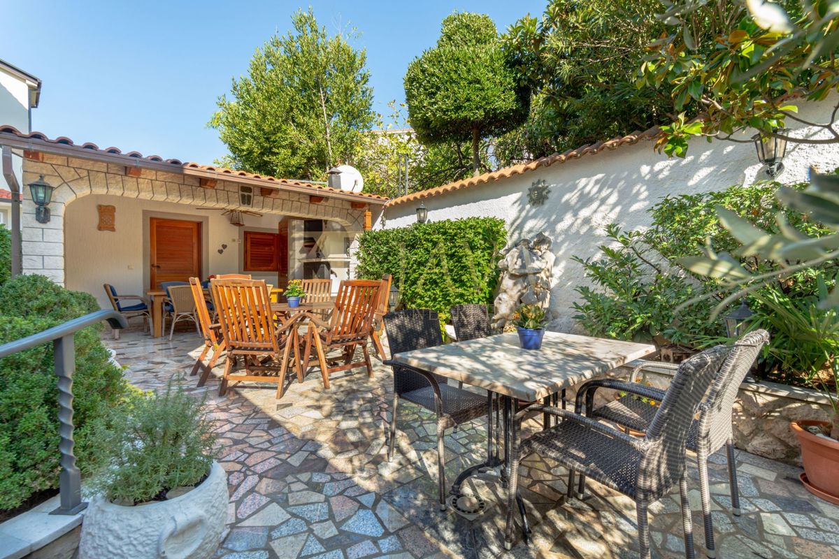 House For sale - PRIMORSKO-GORANSKA CRIKVENICA