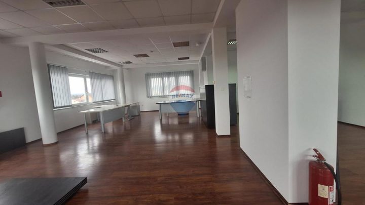 Lokal użytkowy do wynajęcia 105 m² – Zagreb