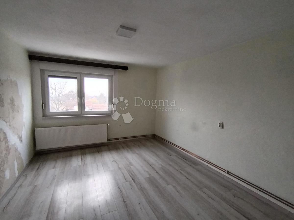 Appartement À vendre - ZAGREBAČKA DUBRAVA