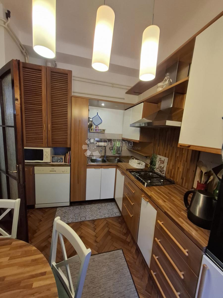 Mieszkanie Na sprzedaż - GRAD ZAGREB ZAGREB