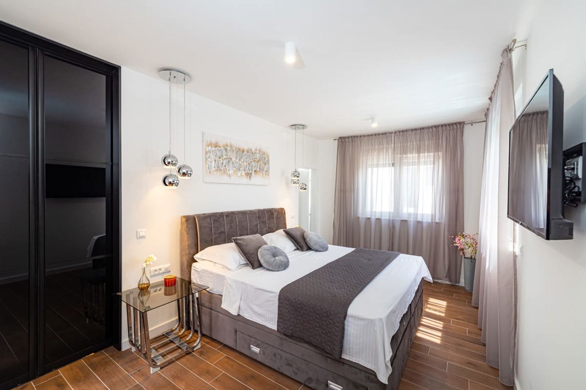 House For sale - ZADARSKA NIN