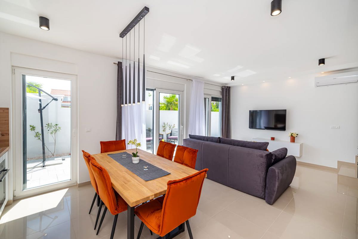 House For sale - ZADARSKA NIN