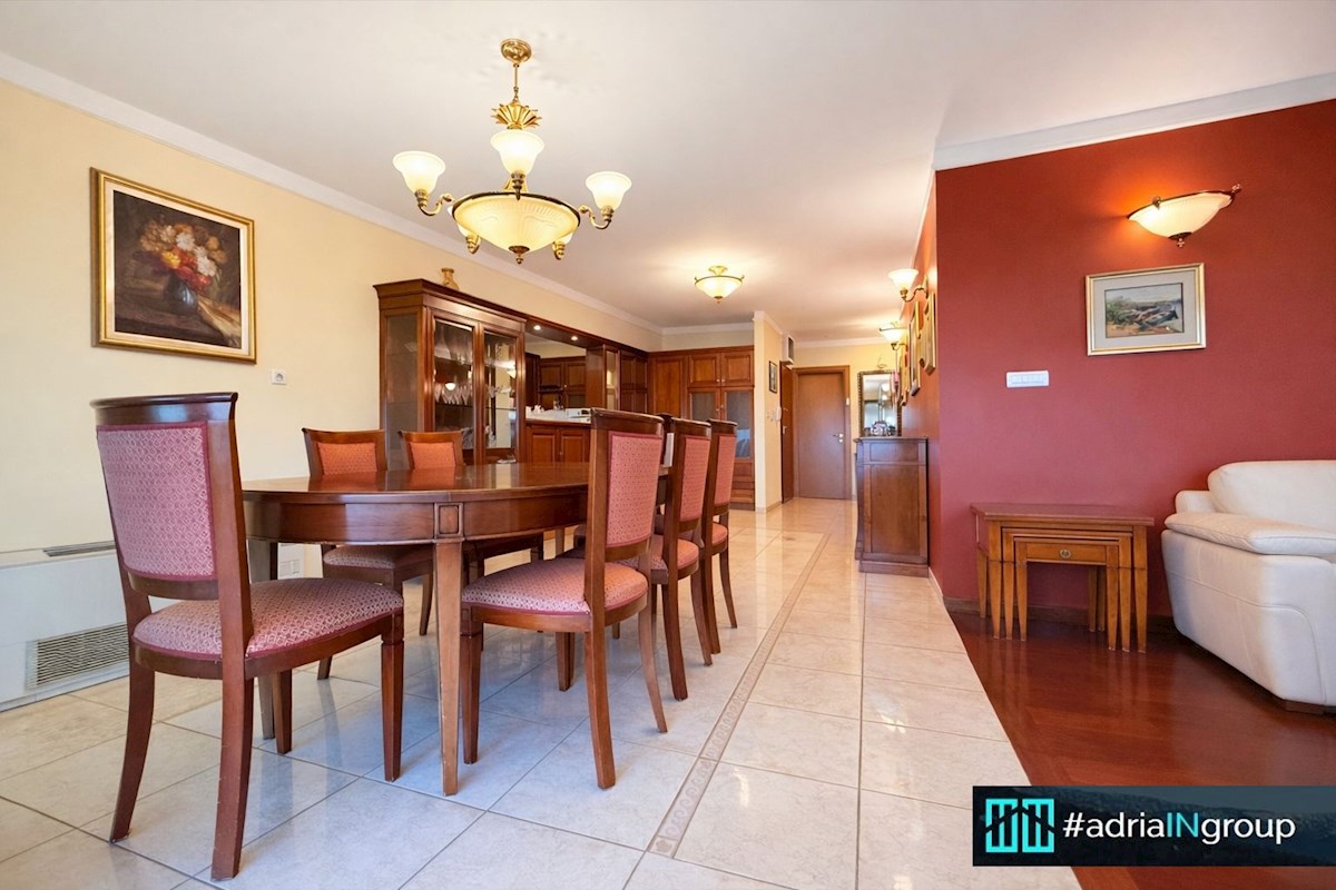 Flat For sale - SPLITSKO-DALMATINSKA PODSTRANA