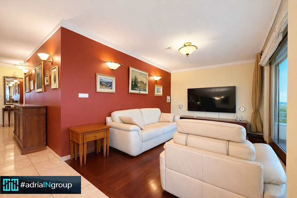 Flat For sale - SPLITSKO-DALMATINSKA PODSTRANA