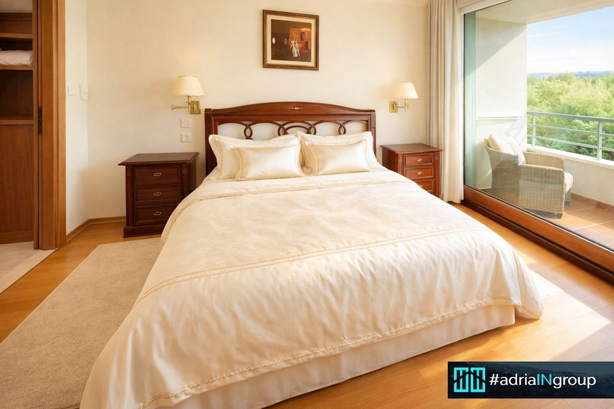 Flat For sale - SPLITSKO-DALMATINSKA PODSTRANA