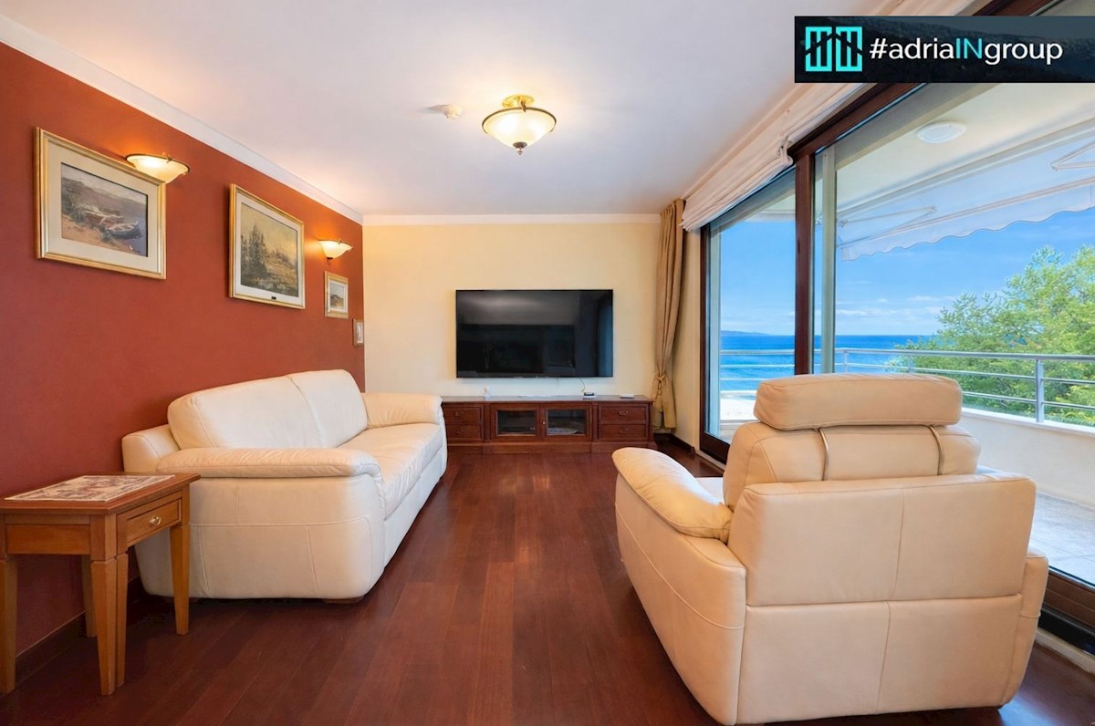 Flat For sale - SPLITSKO-DALMATINSKA PODSTRANA