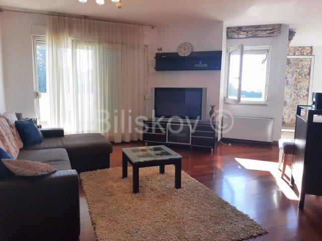 Appartement À louer - Splitsko-dalmatinska Split - foto 4/13