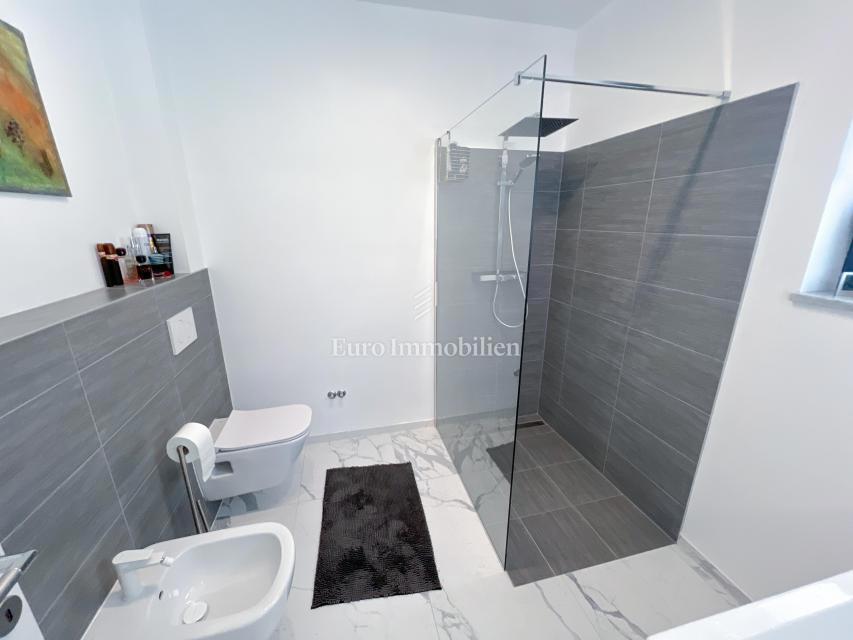 House For sale - PRIMORSKO-GORANSKA CRIKVENICA