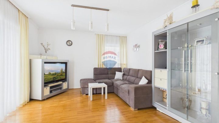 Dům na prodej 360 m² – Rovinj