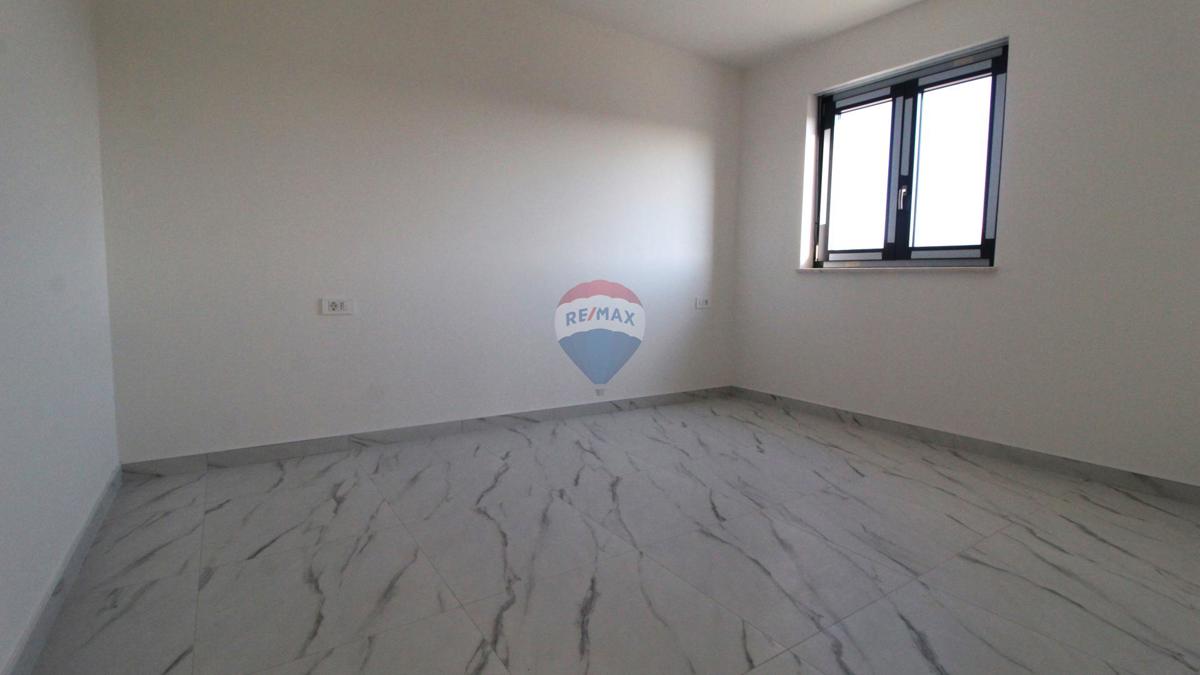 Flat For sale - ISTARSKA NOVIGRAD