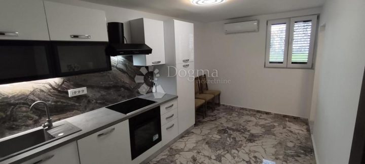 Appartamento Da affittare - Splitsko-dalmatinska Solin - foto 4/15