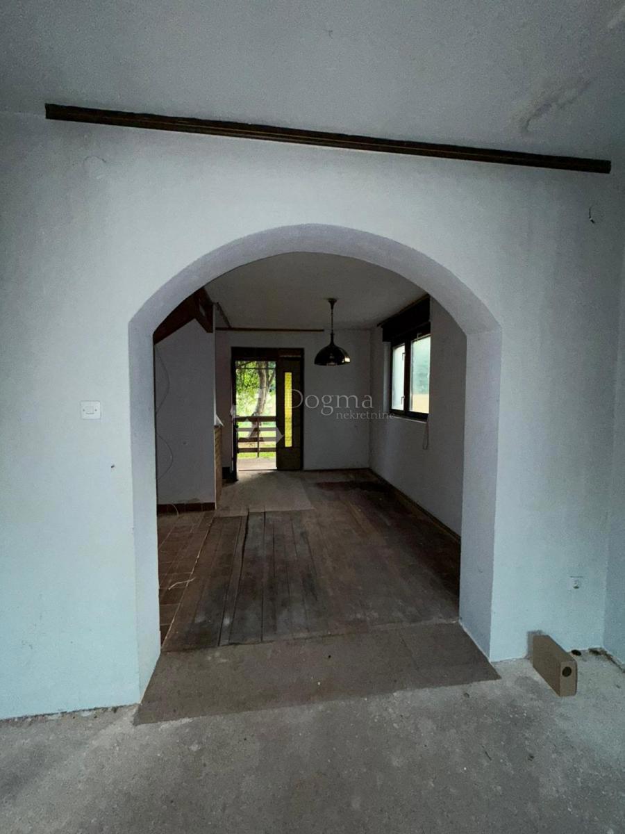 Maison À vendre - SISAČKO-MOSLAVAČKA SUNJA