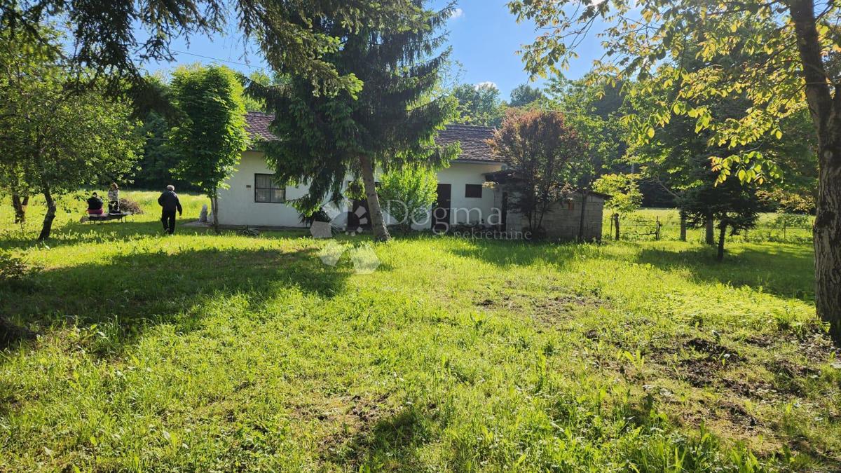Maison À vendre - SISAČKO-MOSLAVAČKA SUNJA