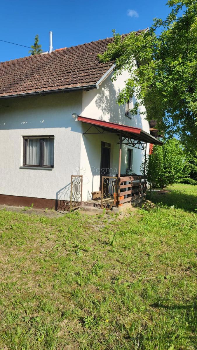 Maison À vendre - SISAČKO-MOSLAVAČKA SUNJA