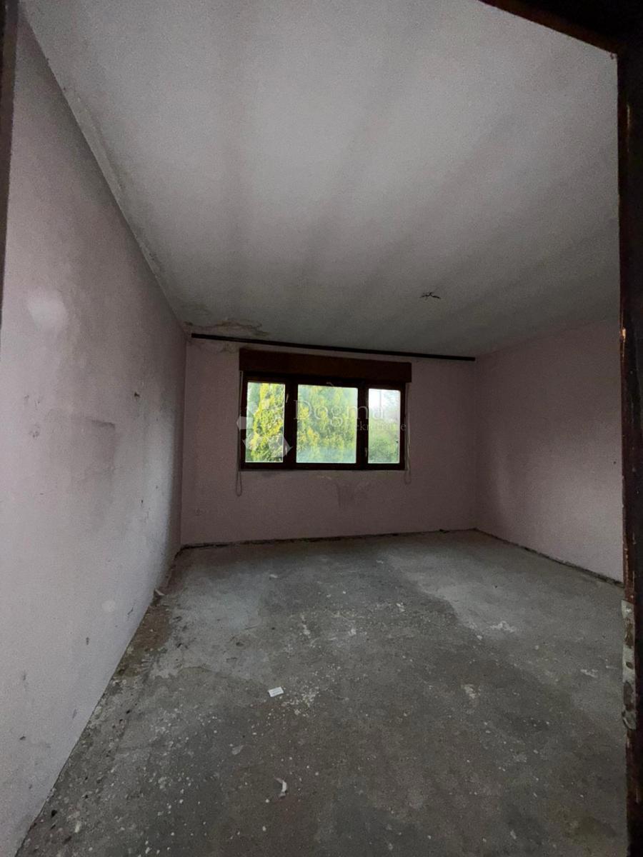 Maison À vendre - SISAČKO-MOSLAVAČKA SUNJA