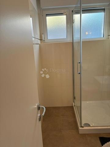 Appartement À louer - PRIMORSKO-GORANSKA RIJEKA
