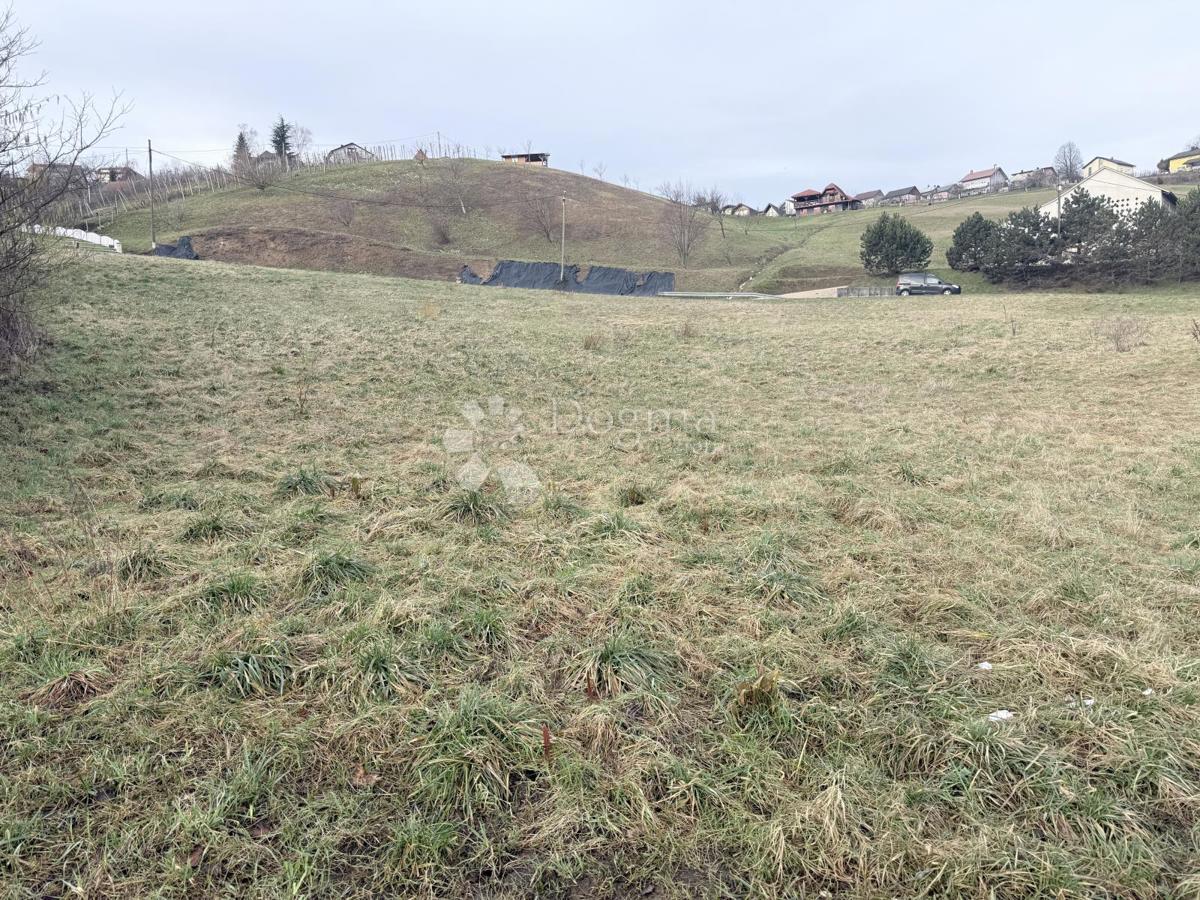 Zemljište Na prodaju - KRAPINSKO-ZAGORSKA KRAPINA