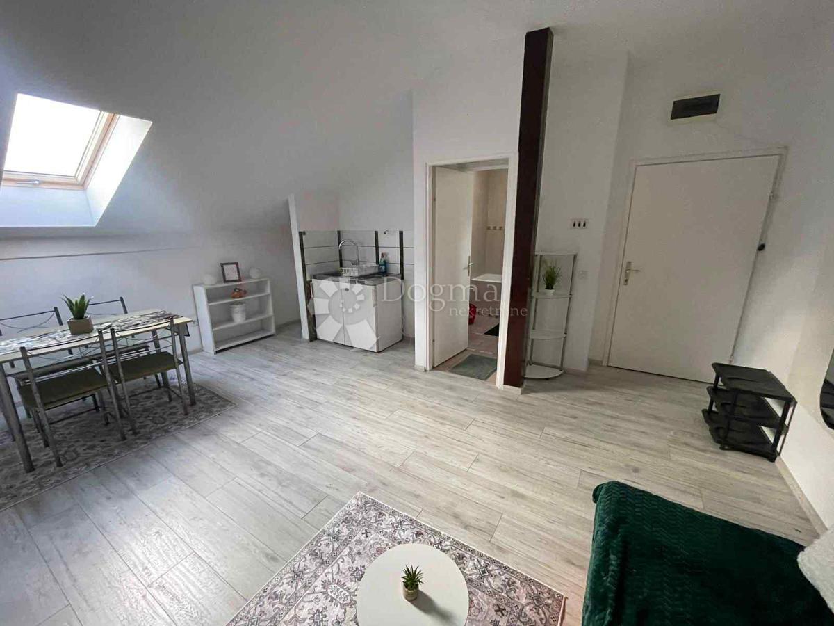 Flat For sale - ISTARSKA NOVIGRAD