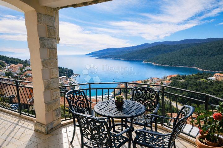 Hiša na predaj 309 m² – Labin