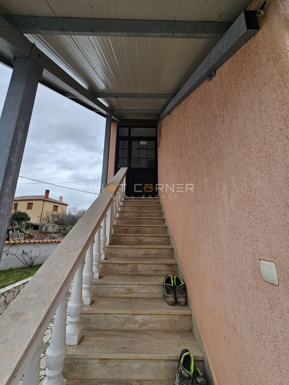House For sale - ISTARSKA LIŽNJAN