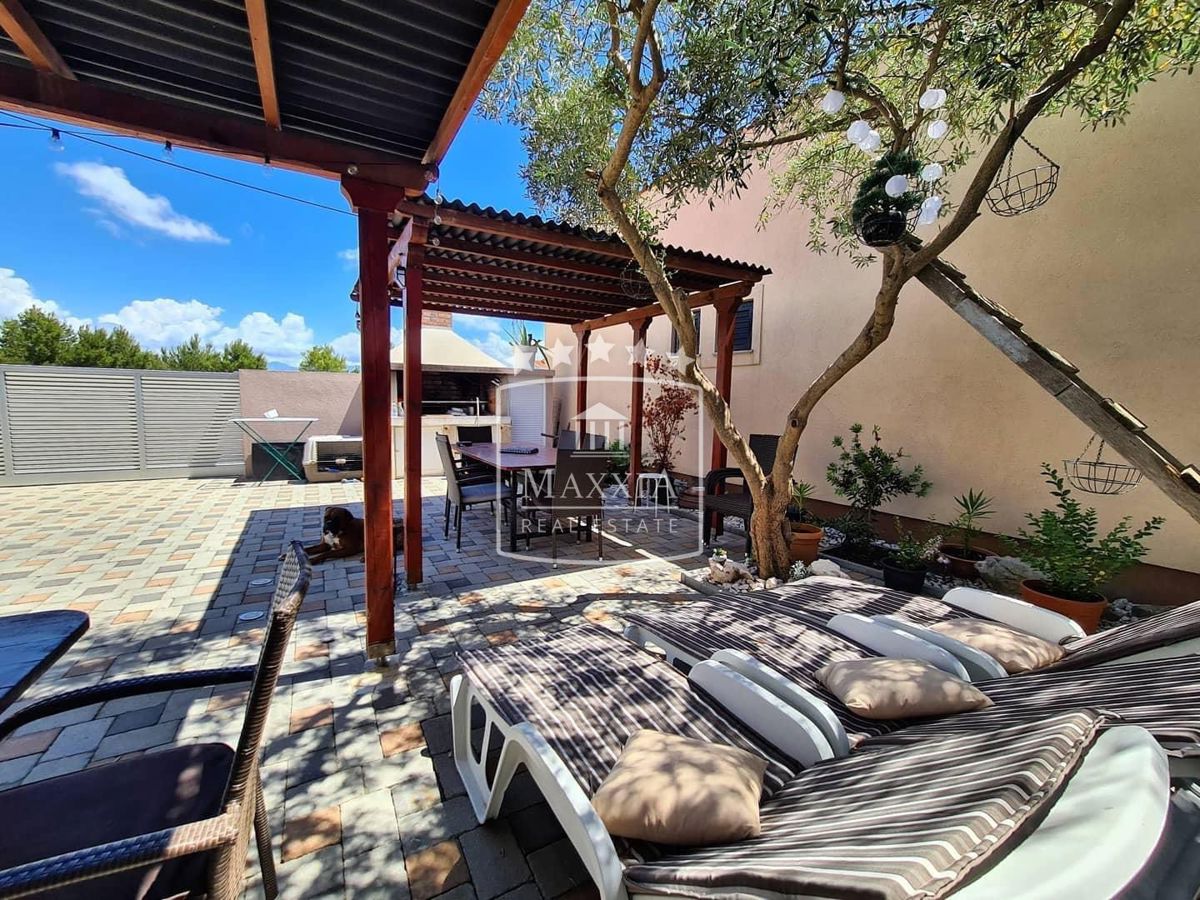 House For sale - ZADARSKA PRIVLAKA