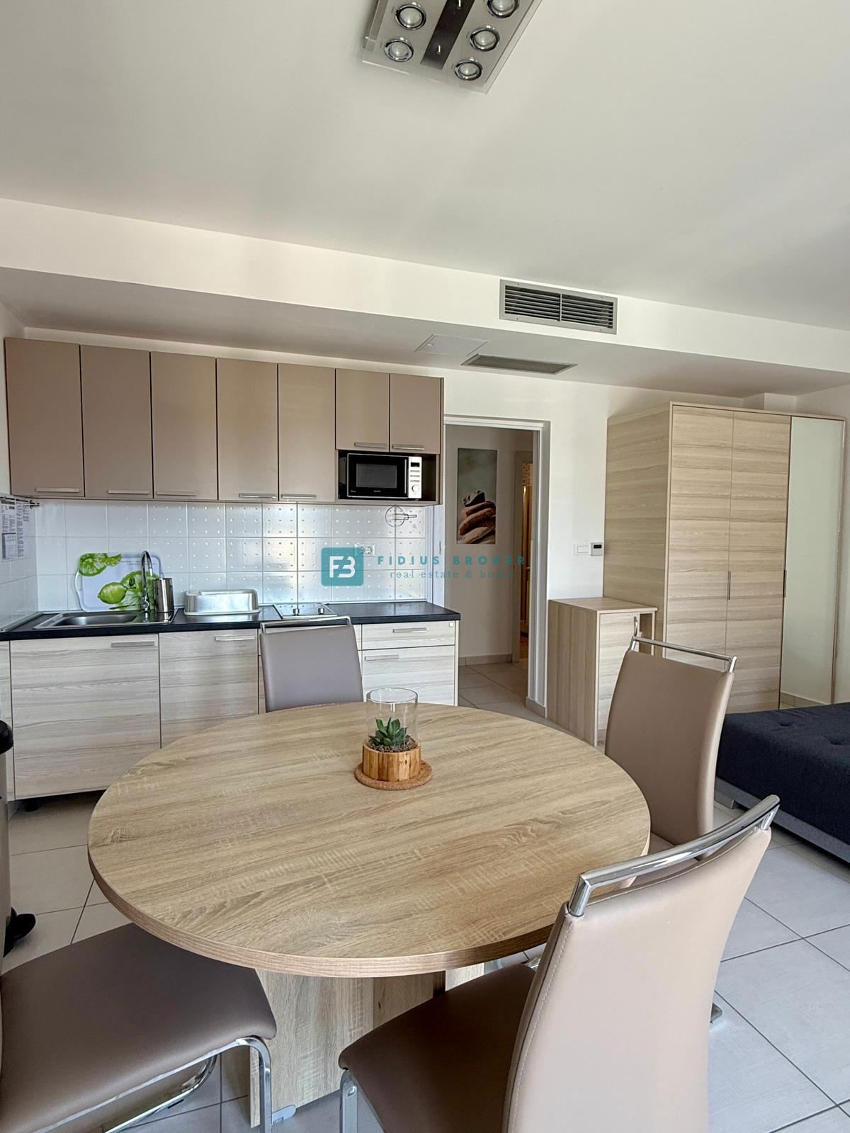 House For sale - ŠIBENSKO-KNINSKA VODICE