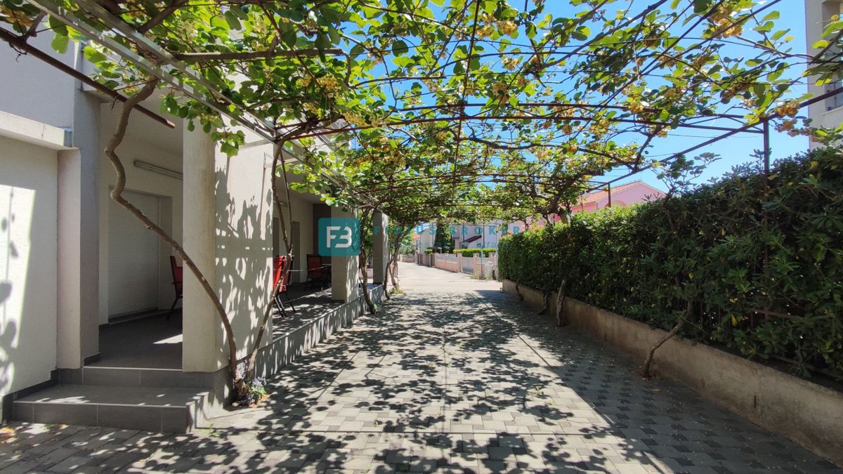 House For sale - šibensko-kninska Vodice - foto 4/68