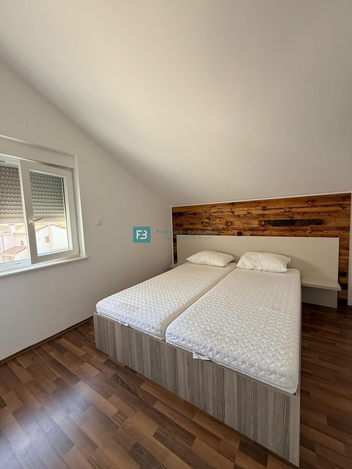 House For sale - ŠIBENSKO-KNINSKA VODICE
