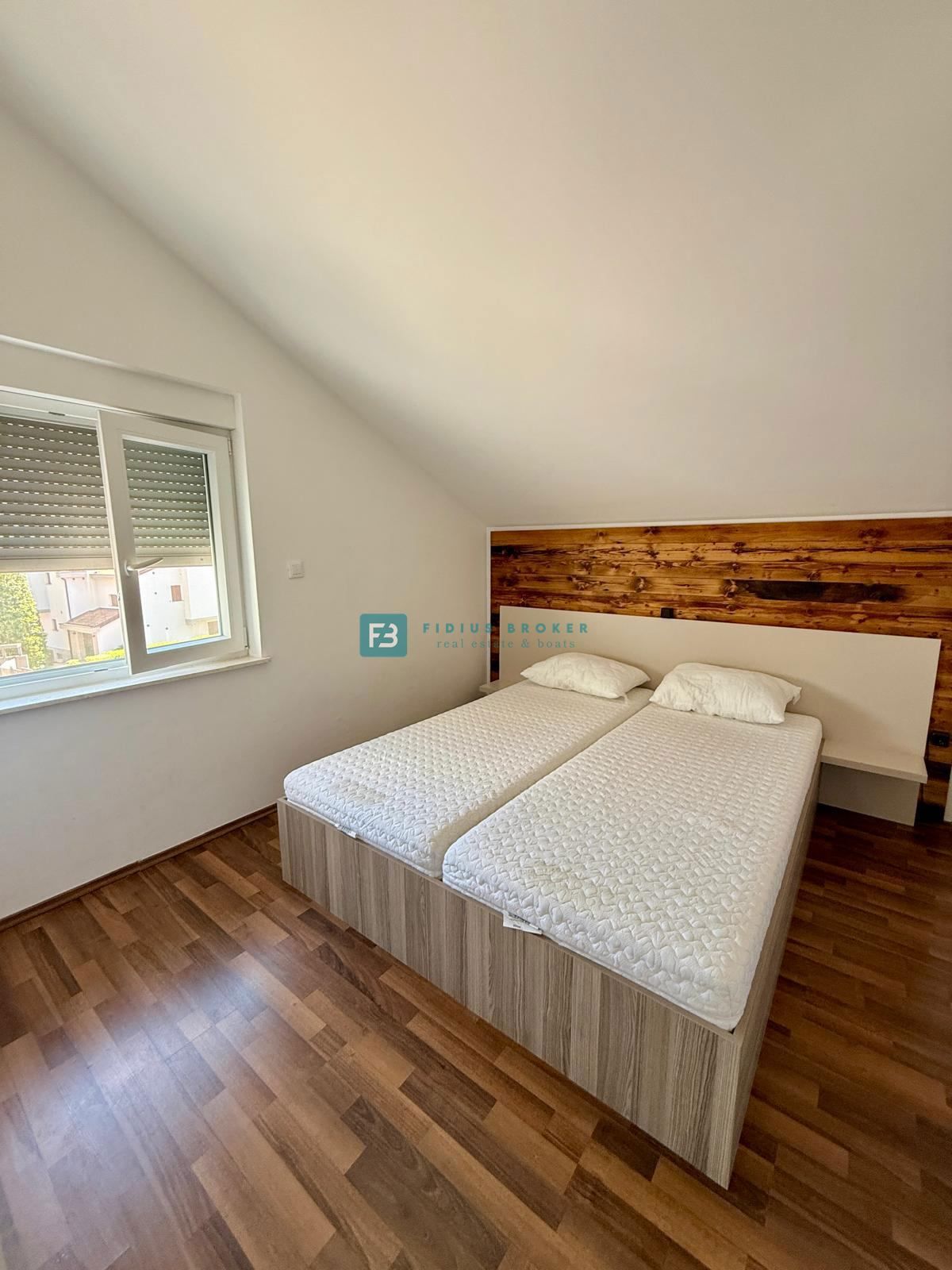 House For sale - ŠIBENSKO-KNINSKA VODICE