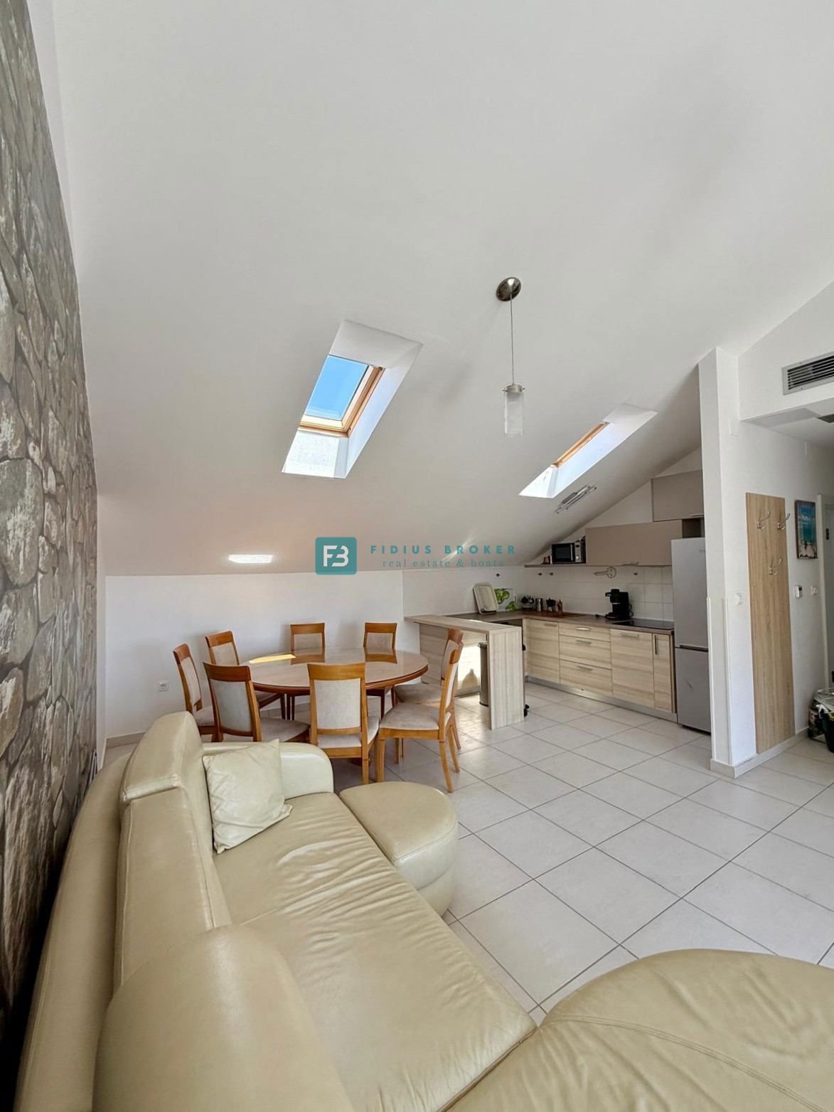 House For sale - ŠIBENSKO-KNINSKA VODICE