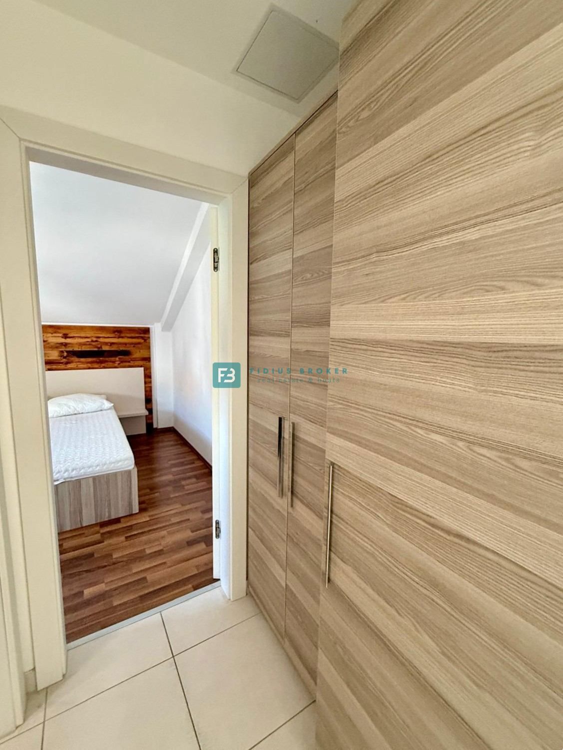 House For sale - ŠIBENSKO-KNINSKA VODICE