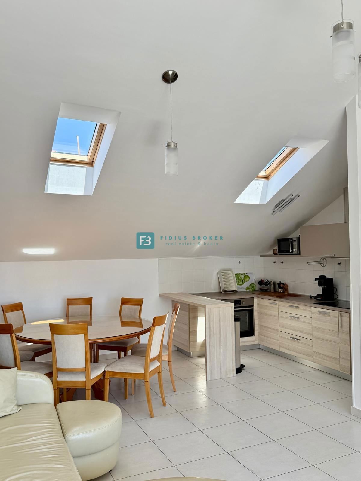 House For sale - ŠIBENSKO-KNINSKA VODICE