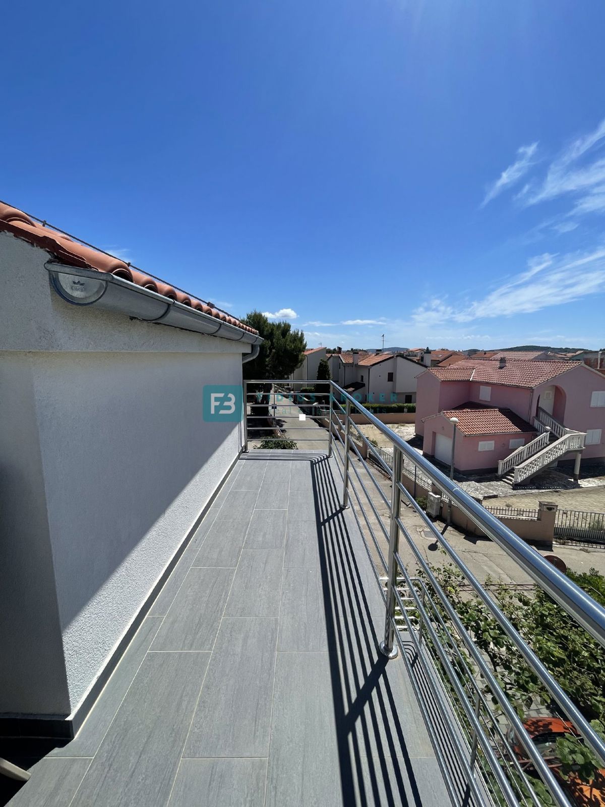 House For sale - ŠIBENSKO-KNINSKA VODICE