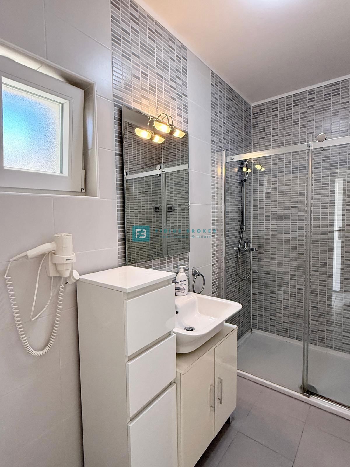 House For sale - ŠIBENSKO-KNINSKA VODICE