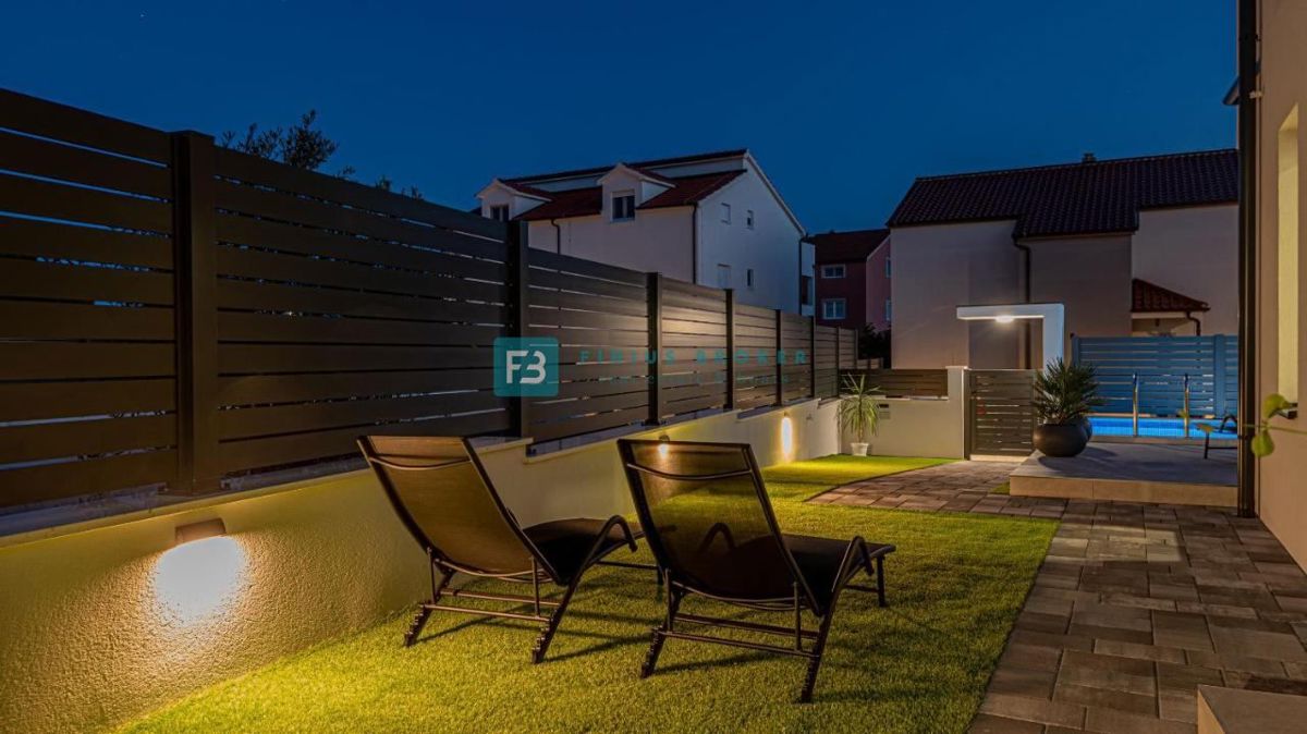 Kuća Na prodaju - ŠIBENSKO-KNINSKA VODICE