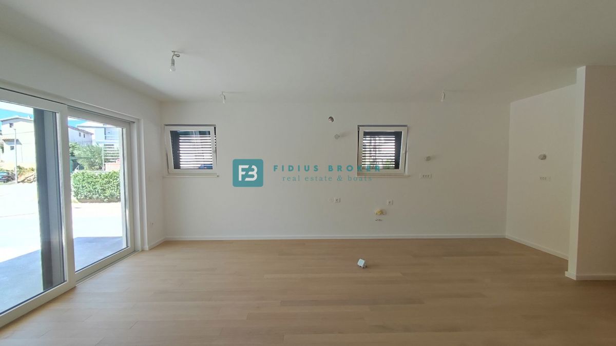 Flat For sale - ŠIBENSKO-KNINSKA VODICE