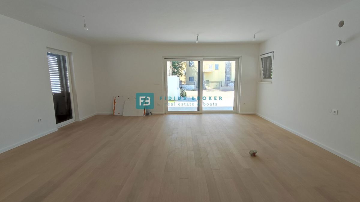 Flat For sale - ŠIBENSKO-KNINSKA VODICE