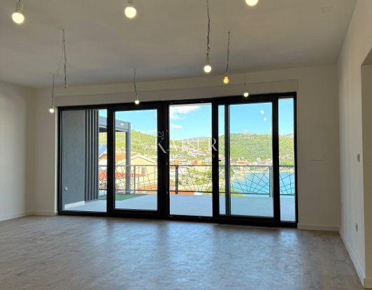 Apartmán Na prodej - SPLITSKO-DALMATINSKA MARINA