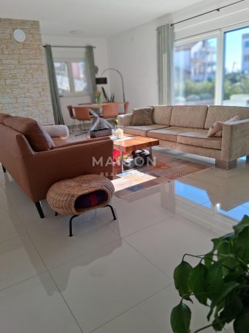 Maison à vendre 300 m² – Rijeka