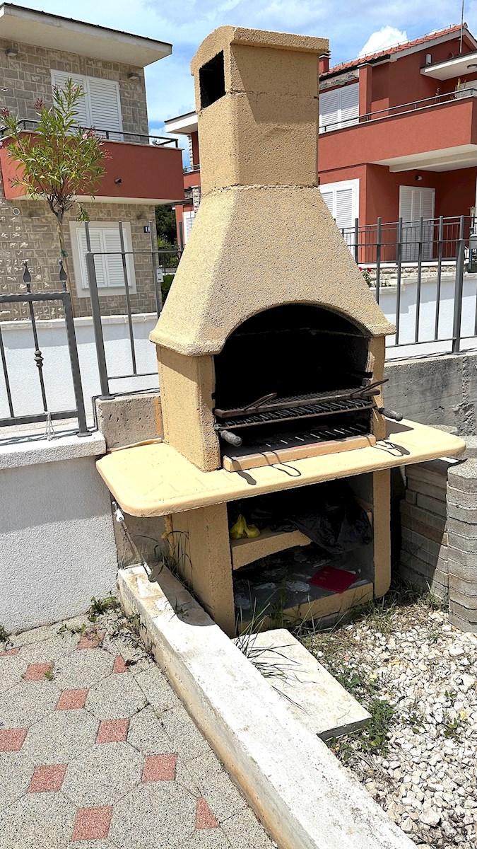 Appartamento In vendita - ŠIBENSKO-KNINSKA TRIBUNJ
