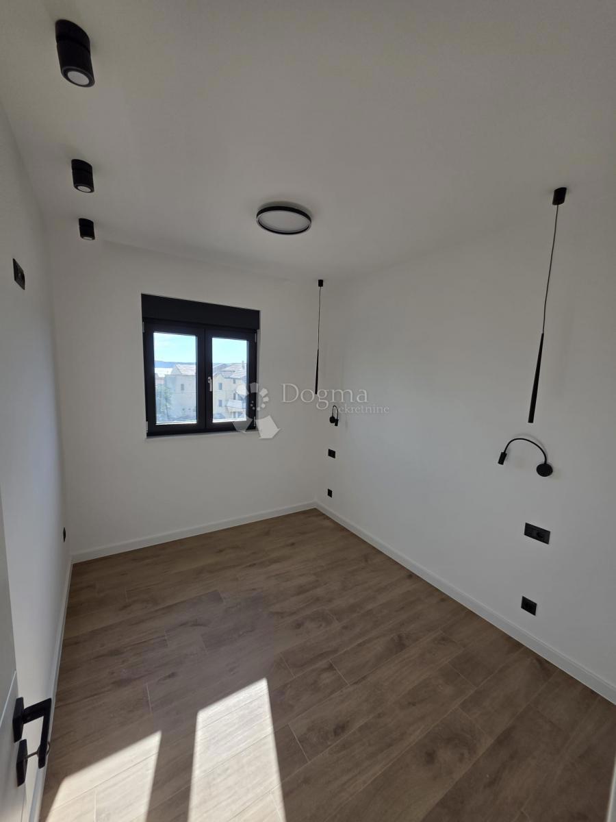 Appartement À vendre - SPLITSKO-DALMATINSKA KAŠTELA
