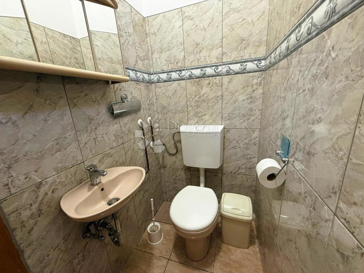 Locaux commerciaux À louer - VARAŽDINSKA TRNOVEC BARTOLOVEČKI